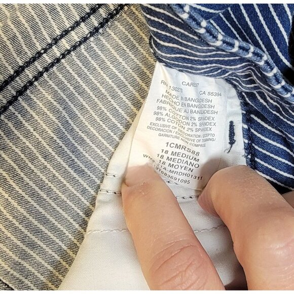 Vintage 1990's Lee Denim Shorts in a Blue and White Railroad Stripe Pattern. Si - Picture 9 of 13